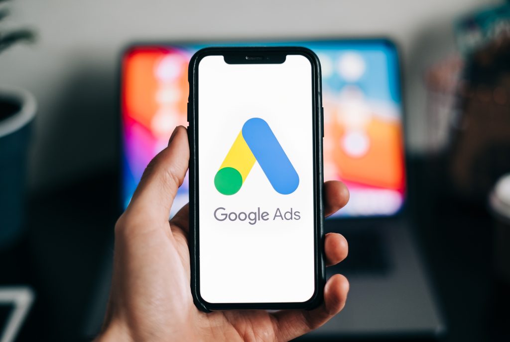 Facebook & Google Ads